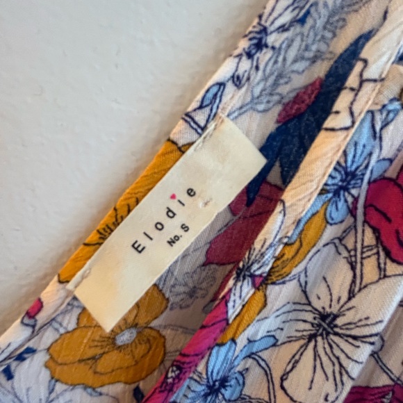 Elodie- Floral babydoll tank top - Picture 3 of 3